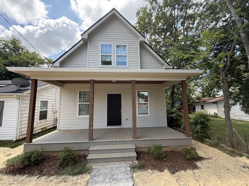 210 Burdock St, Lebanon, TN 37087