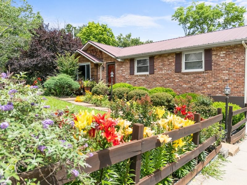 220 Nunley Dr, Nashville, TN 37211