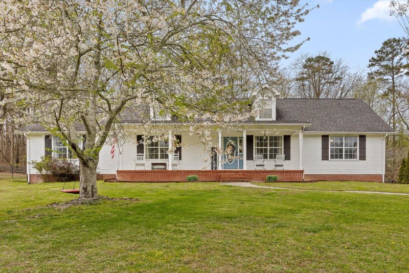 30 Boseman Ln, Chickamauga, GA 30707