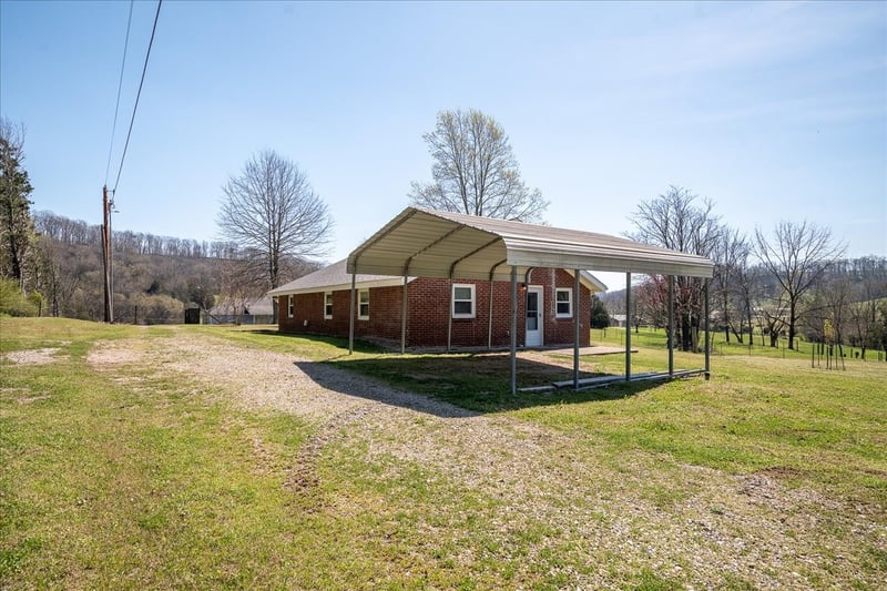 4388 Pulaski Hwy, Culleoka, TN 38451
