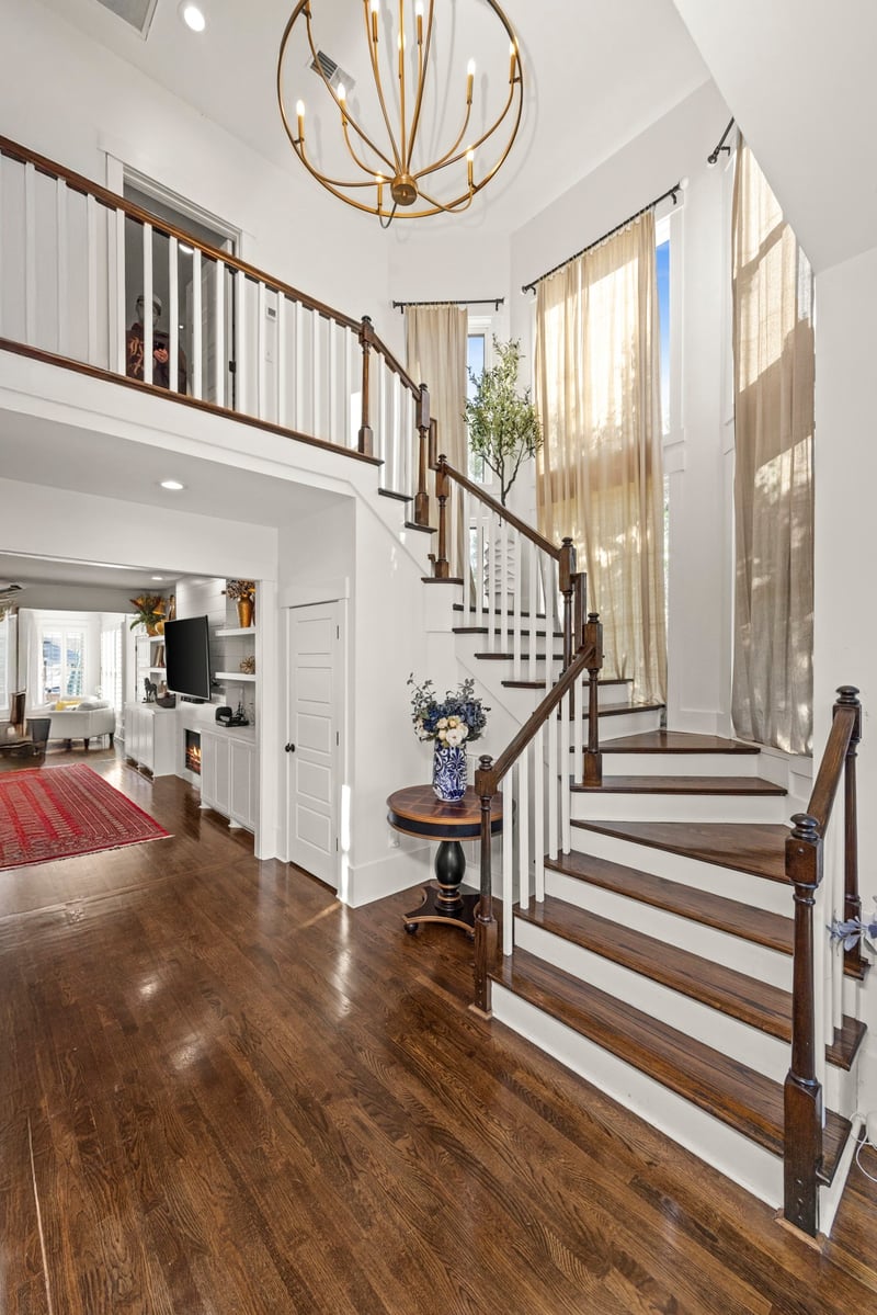 2011 Dorchester Dr, Lebanon, TN 37090