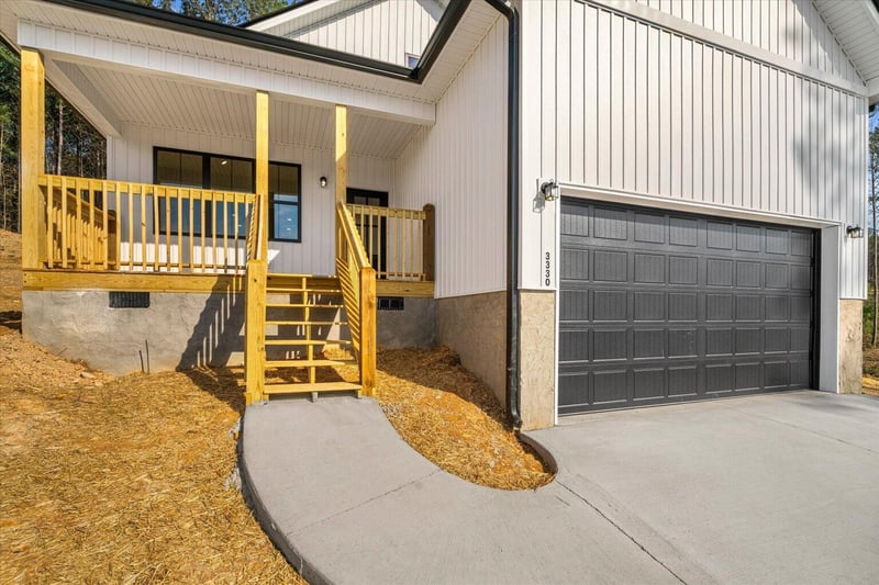 3330 Crow Rd NE, Dalton, GA 30721