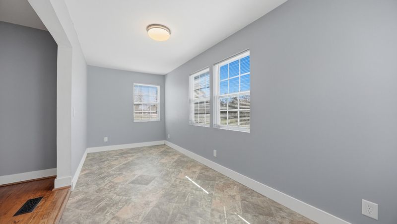 42 Warren St, Rossville, GA 30741