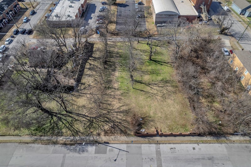 94 Claiborne St, Nashville, TN 37210