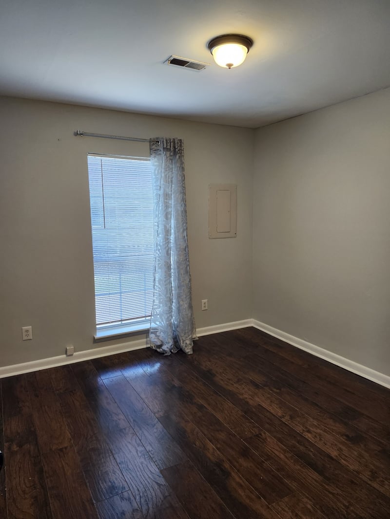 811 Netherlands Dr, Hermitage, TN 37076