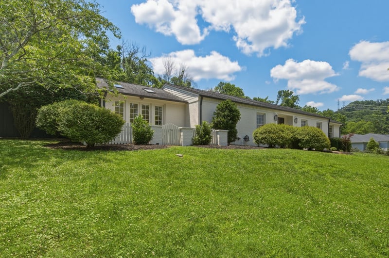 5340 Forest Acres Dr, Nashville, TN 37220