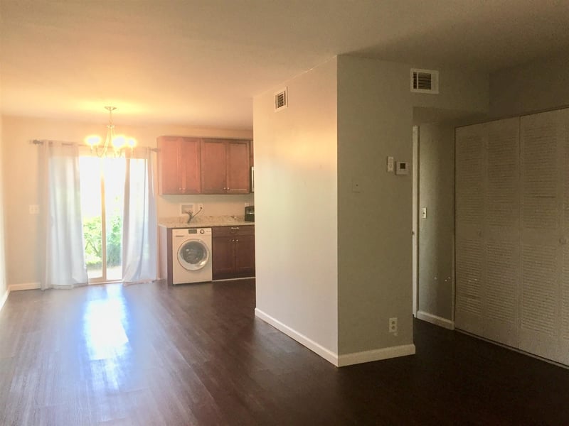 370 Wallace Rd #F9, Nashville, TN 37211