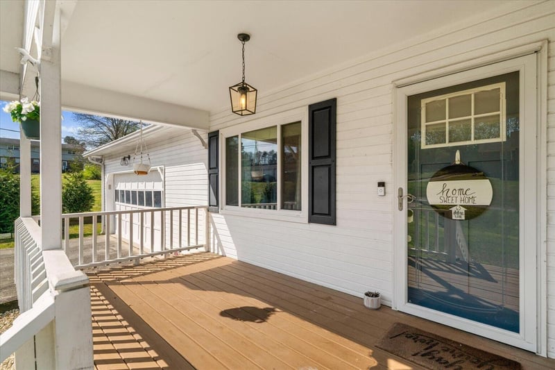 63 Debra Ln, Ringgold, GA 30736
