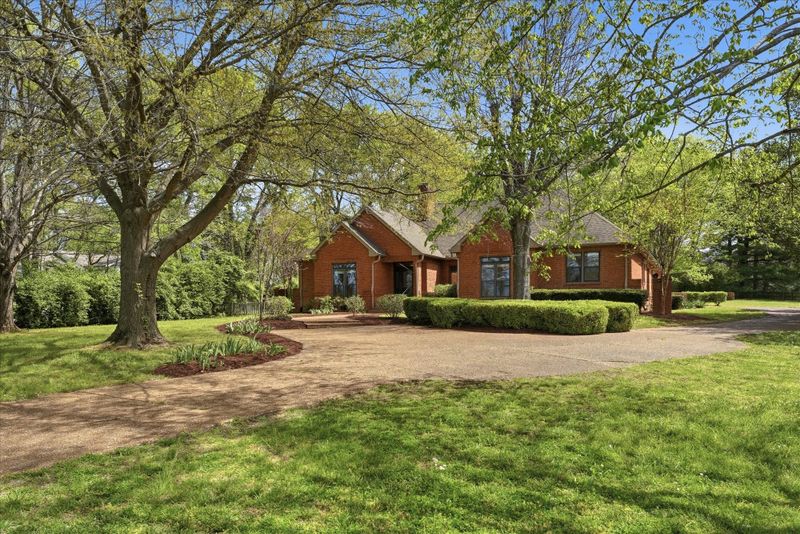 900 Wilson Pike, Brentwood, TN 37027