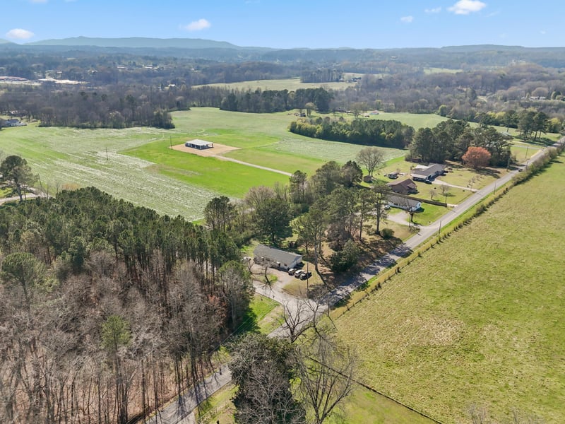 3943 Tom Manis Rd NE, Dalton, GA 30721