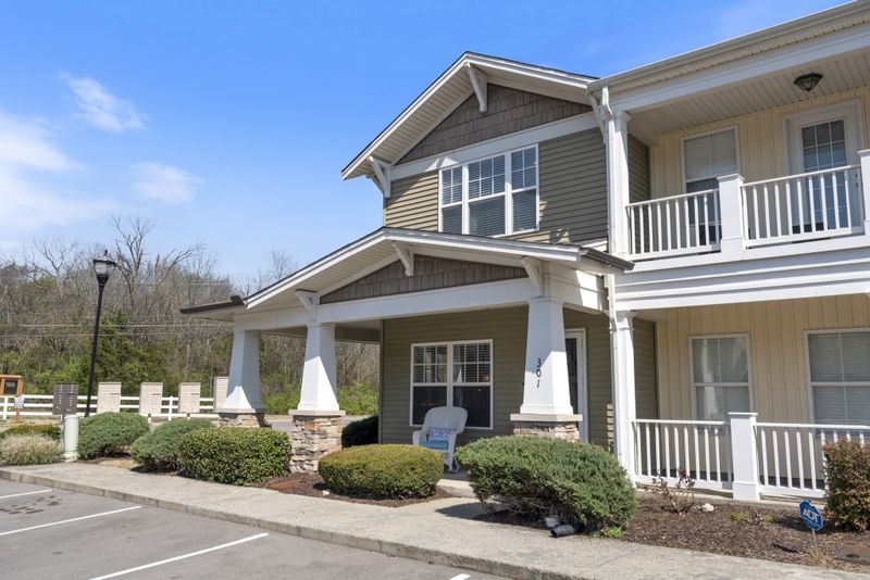 1382 Rural Hill Rd #301, Antioch, TN 37013