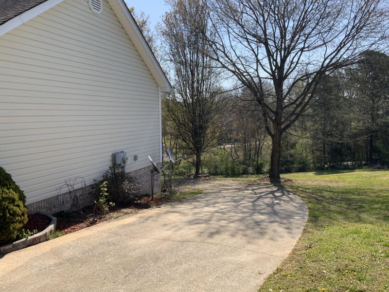 185 Cornerstone Dr, Ringgold, GA 30736