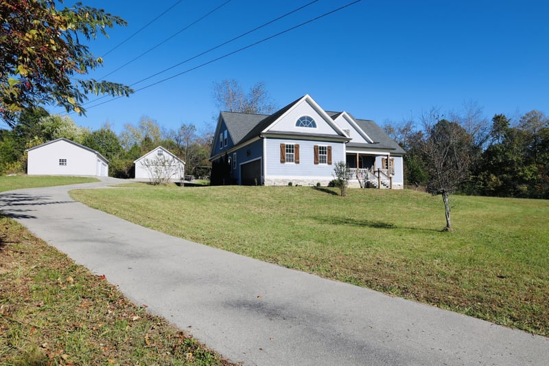 4804 Banner Adams Rd, College Grove, TN 37046