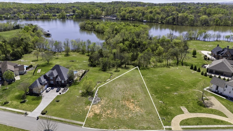 304 Stonebrook Pt, Lebanon, TN 37087