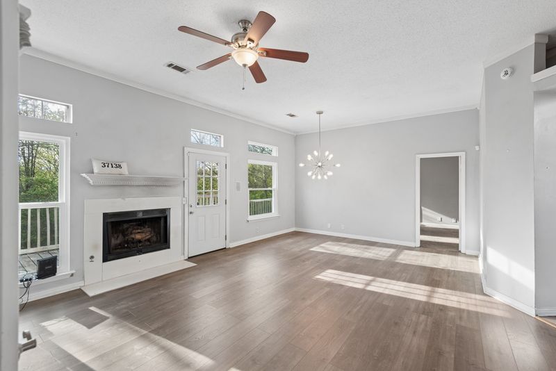 605 Pebblestone Ct, Old Hickory, TN 37138