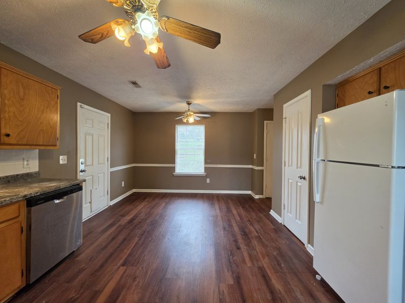 2000 Penmar Dr, La Vergne, TN 37086