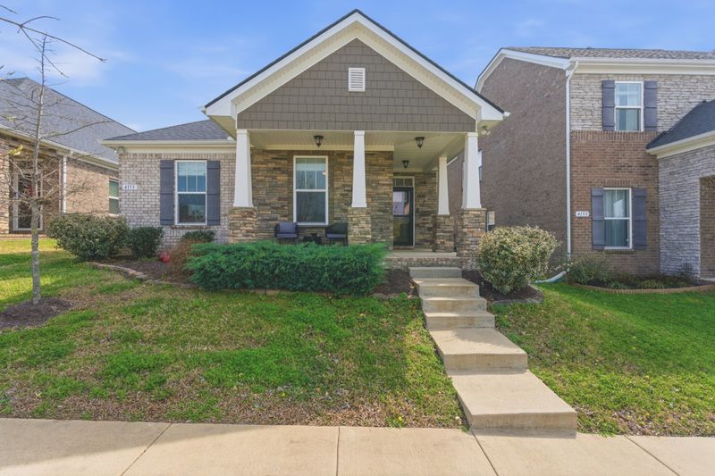 4153 Magnolia Farms Dr, Hermitage, TN 37076
