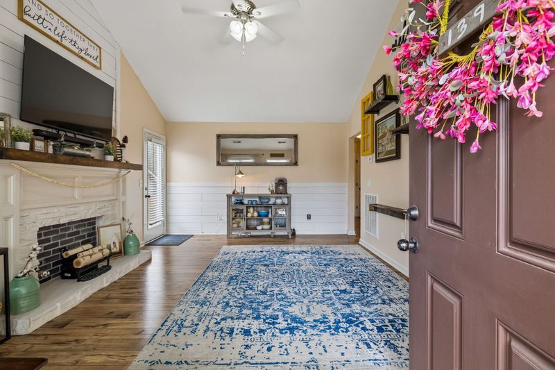 139 Granda Flora Dr, White House, TN 37188