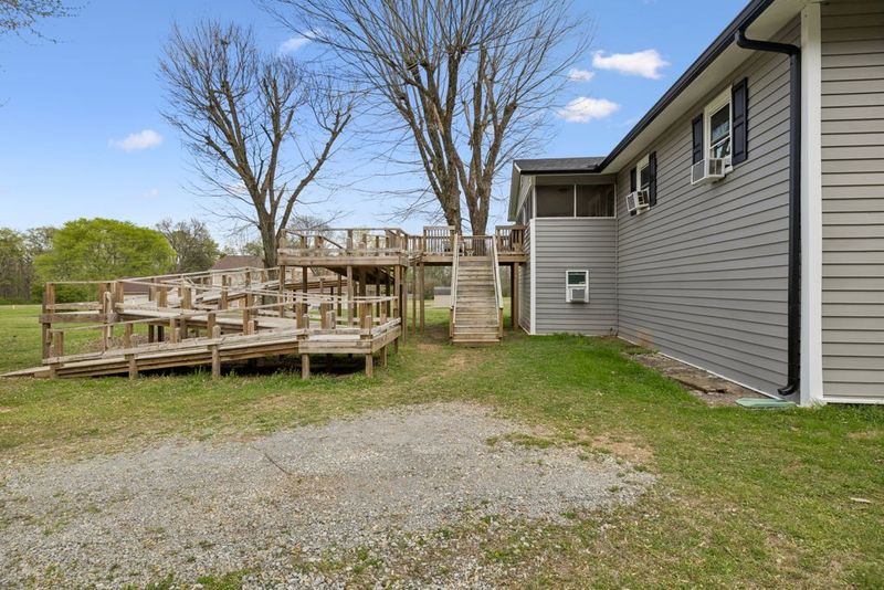 134 Martin Ln, La Vergne, TN 37086
