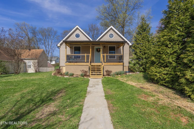 2317 E Glenwood Ave, Knoxville, TN 37917