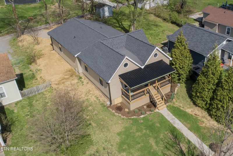 2317 E Glenwood Ave, Knoxville, TN 37917