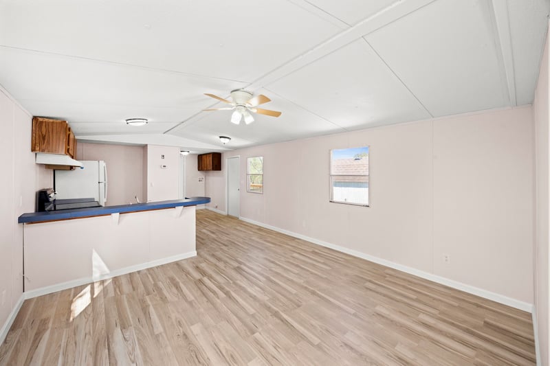 223 Hurricane Cir, La Vergne, TN 37086