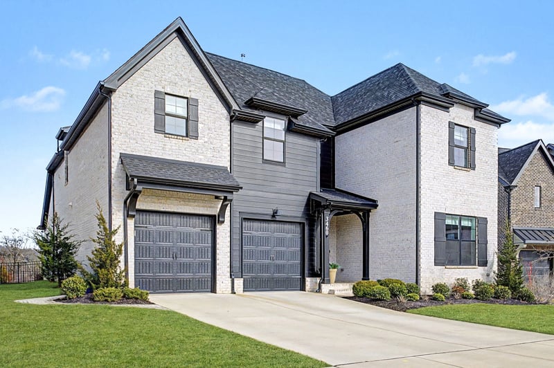 3460 Burgate Trl, Thompsons Station, TN 37179