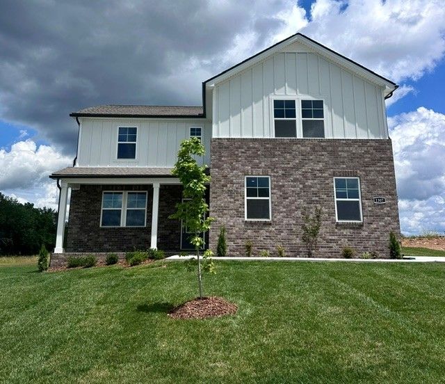 1307 Kristopher Dr, Lebanon, TN 37087