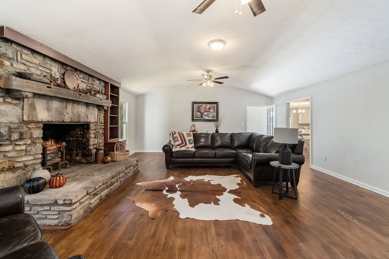584 Lancaster Hwy, Hickman, TN 38567