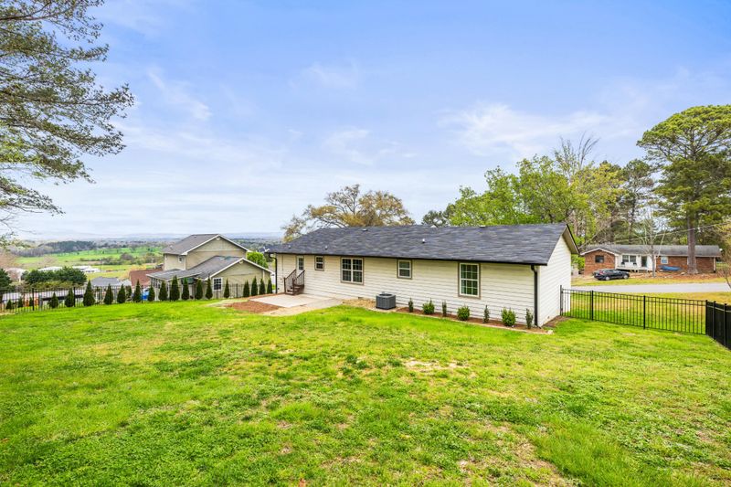 98 Battleview Dr, Ringgold, GA 30736