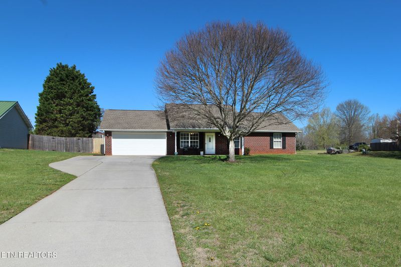 4431 Bart Giffin Rd, Maryville, TN 37803