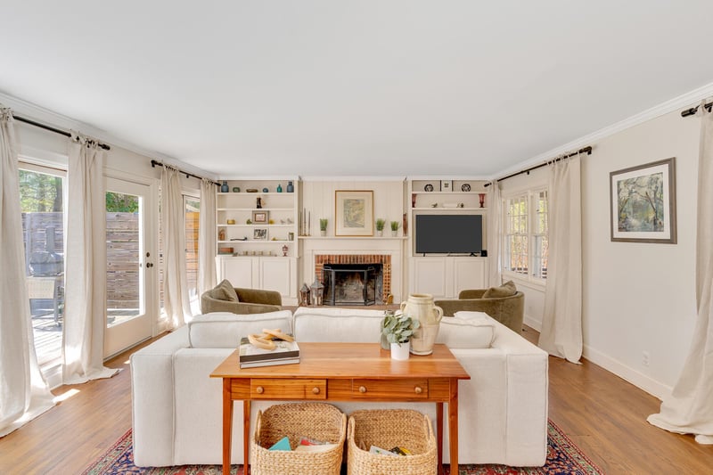 309 Marvin Ln, Lookout Mountain, GA 30750