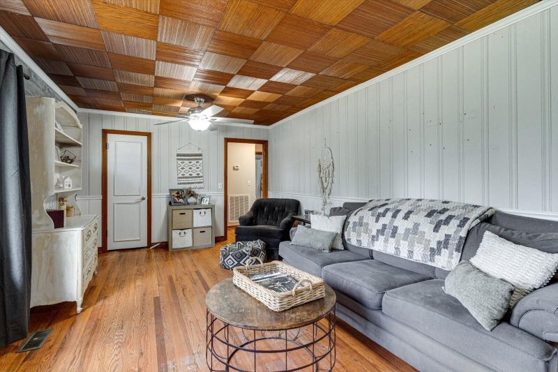 120 Cloud Springs Rd, Rossville, GA 30741