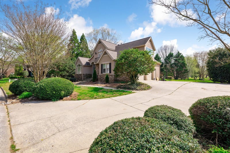 1815 Marthas Bridge Rd, Dalton, GA 30720