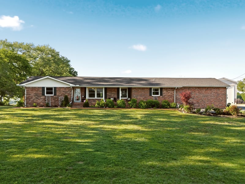 5843 Highway 41 N, Cedar Hill, TN 37032