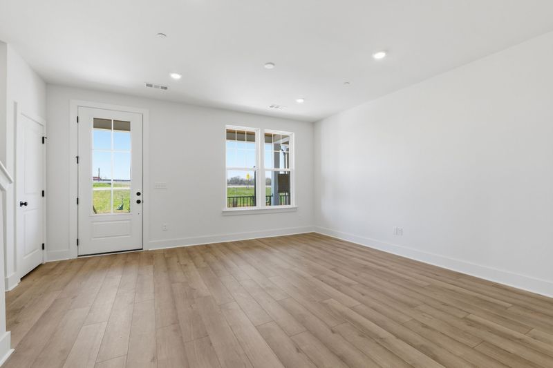 220 Nearwater Pl, Hendersonville, TN 37075