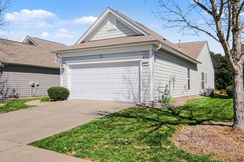 220 Old Towne Dr, Mount Juliet, TN 37122