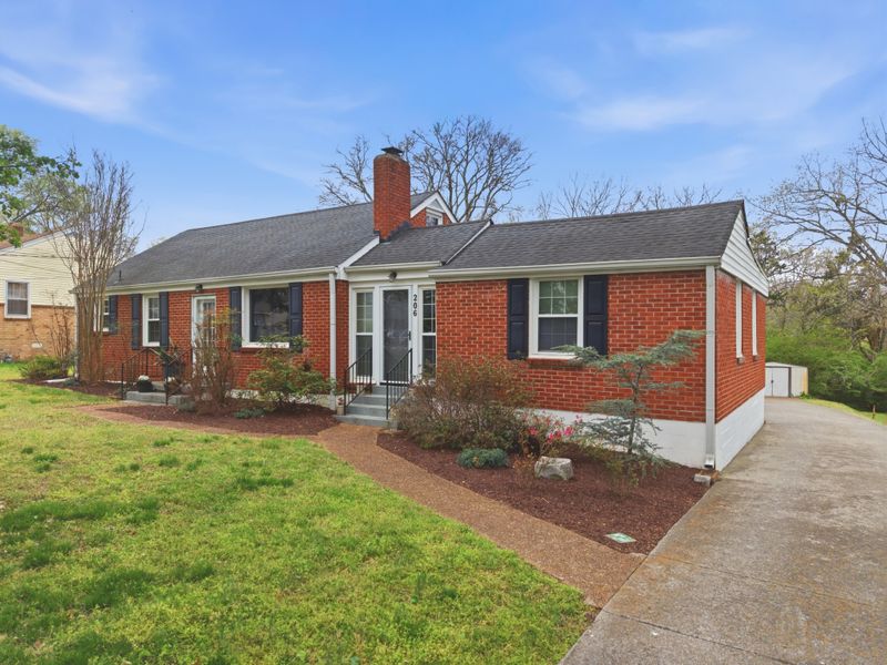 206 Farris Ave, Madison, TN 37115