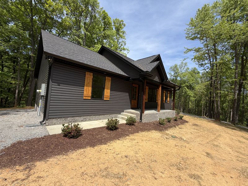 1007 Mt Olive Rd, Westmoreland, TN 37186