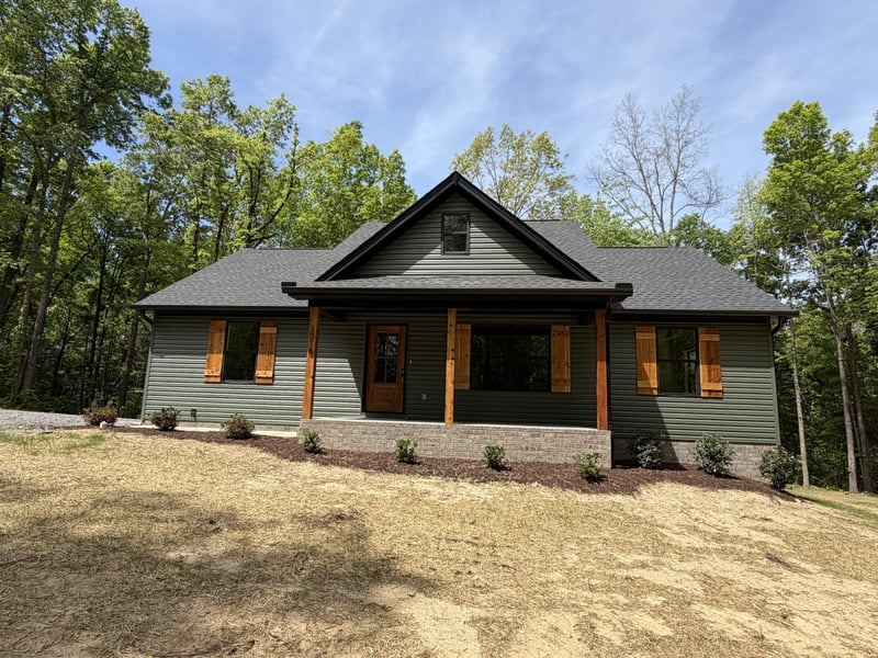 1015 Mt Olive Rd, Westmoreland, TN 37186
