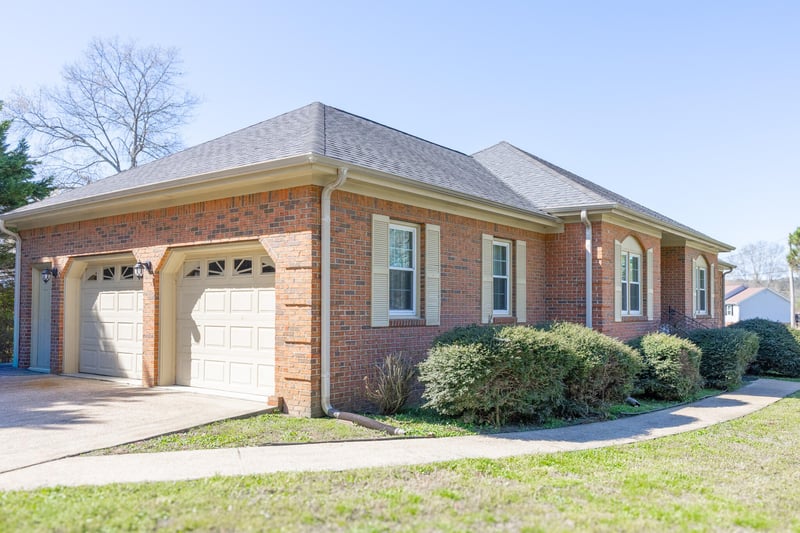 300 Morning Side Dr, Rossville, GA 30741
