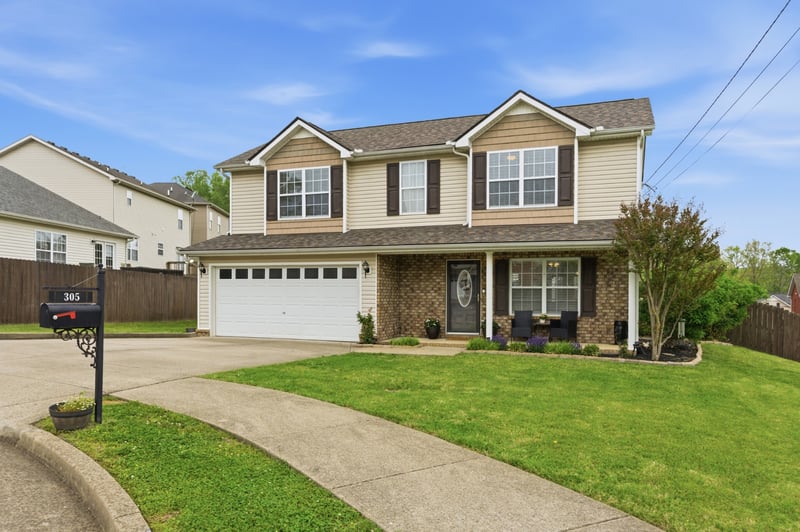305 Canal Ct, Hermitage, TN 37076