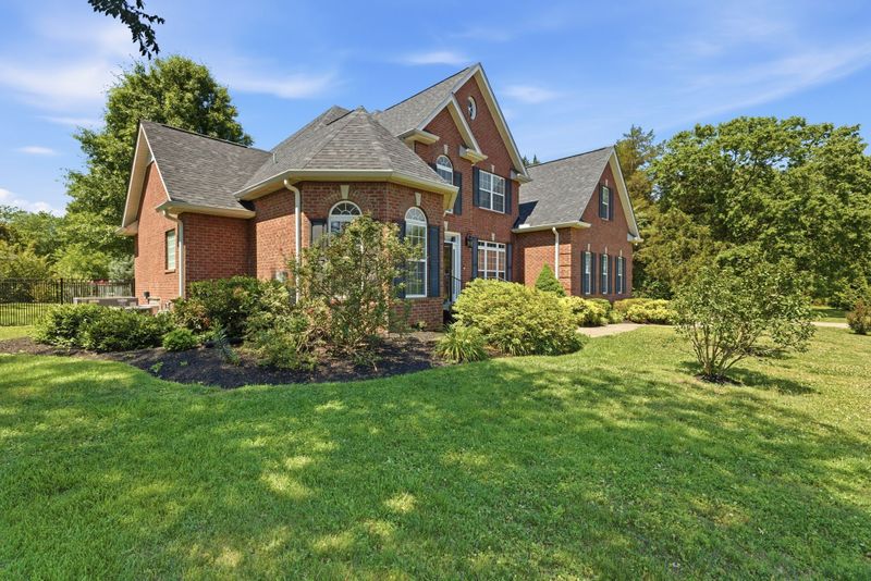 2322 Garrison Cv, Murfreesboro, TN 37130