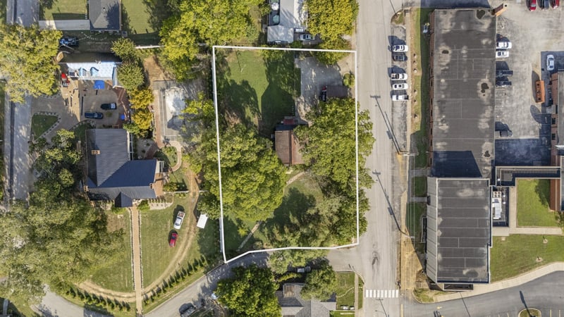 307 College Ave E, Carthage, TN 37030