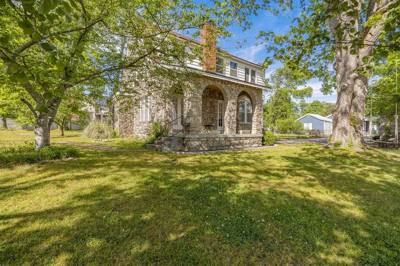 307 College Ave E, Carthage, TN 37030