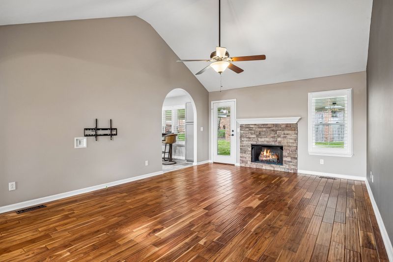 405 Williamsport Dr, Smyrna, TN 37167