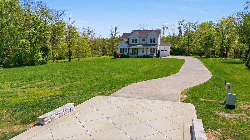 8001 Burning Tree Farm Rd, Arrington, TN 37014