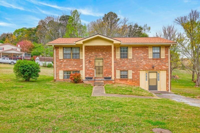 630 Hurtt Rd, Chickamauga, GA 30707