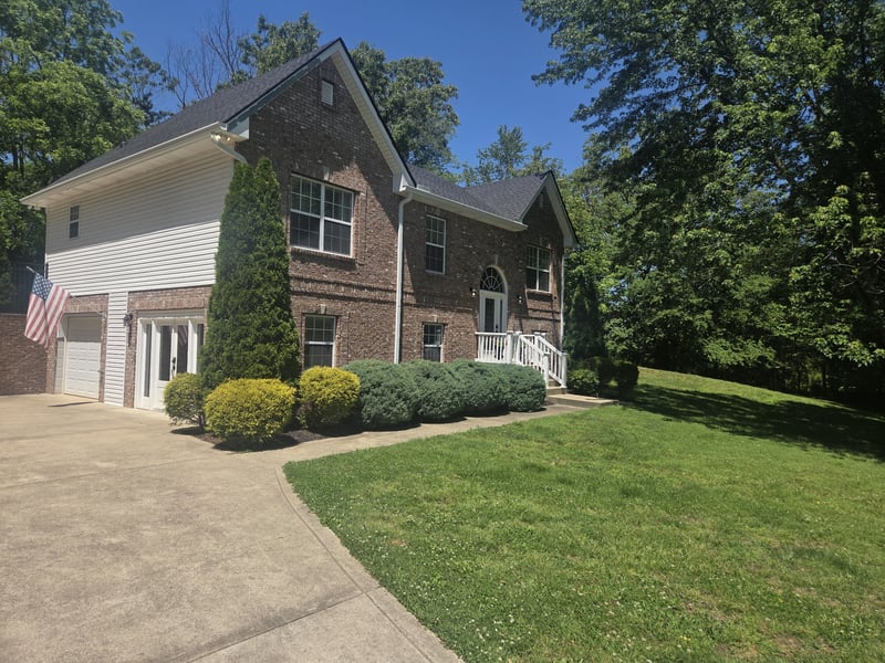 2034 Christy Ln, Greenbrier, TN 37073