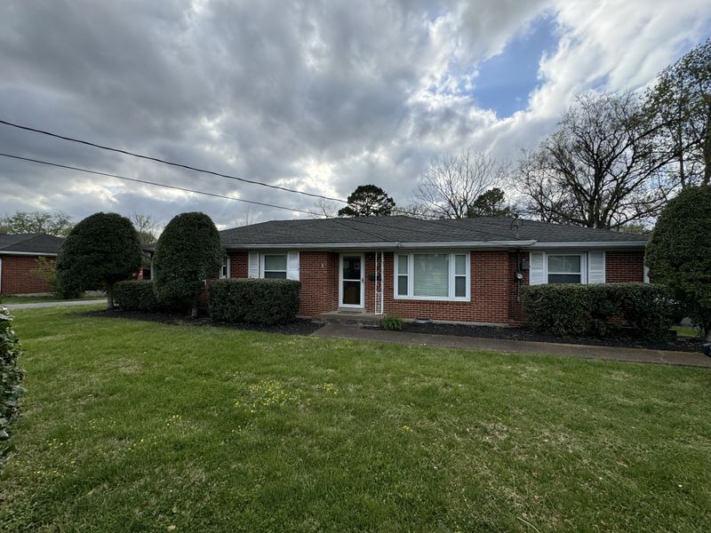 118 W Meade Dr, Lebanon, TN 37087